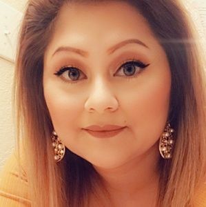 Meet your Posher, Joann